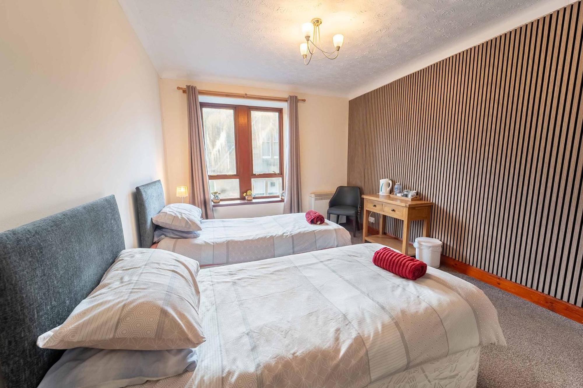 Prime Location Rooms In High Street Fort William Ngoại thất bức ảnh